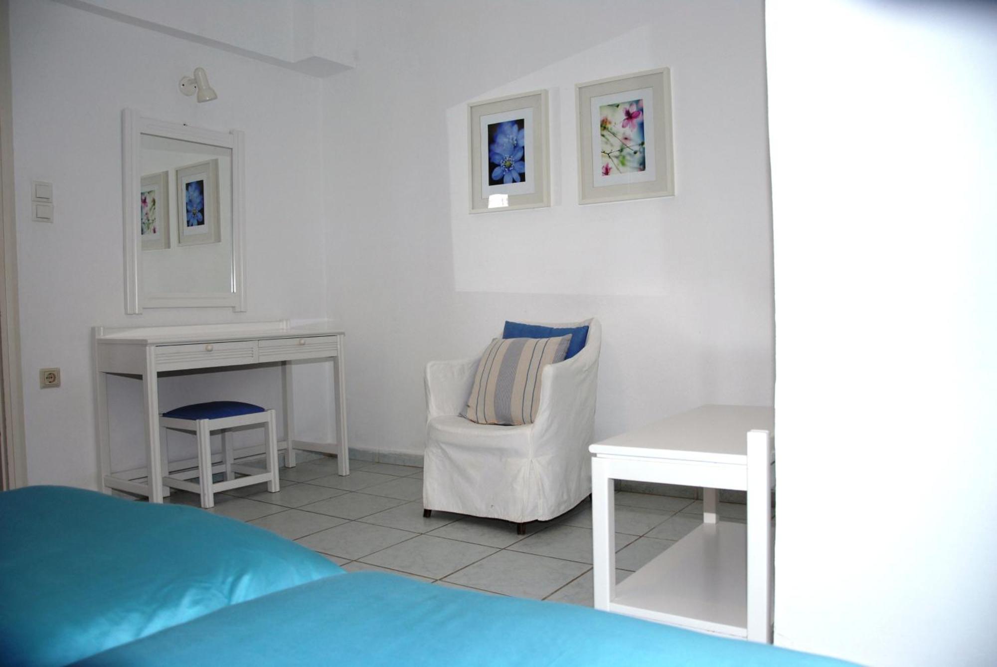 Villa Fleria Seaside Studios & Apts Gerani  Room photo